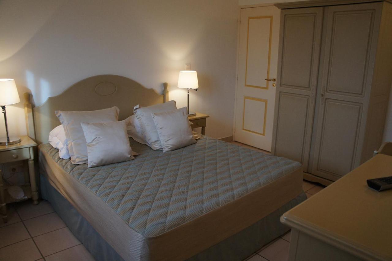 Hotel Terriciae Aux Portes De Maussane Les Alpilles ภายนอก รูปภาพ