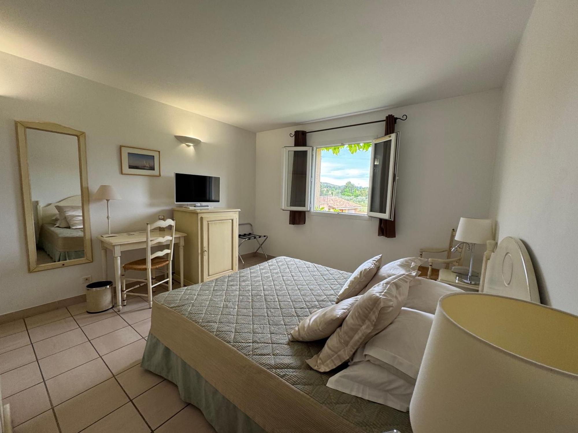 Hotel Terriciae Aux Portes De Maussane Les Alpilles ภายนอก รูปภาพ
